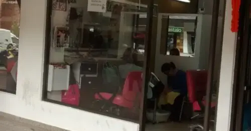 90S PELUQUERIA 90S PELUQUERIA